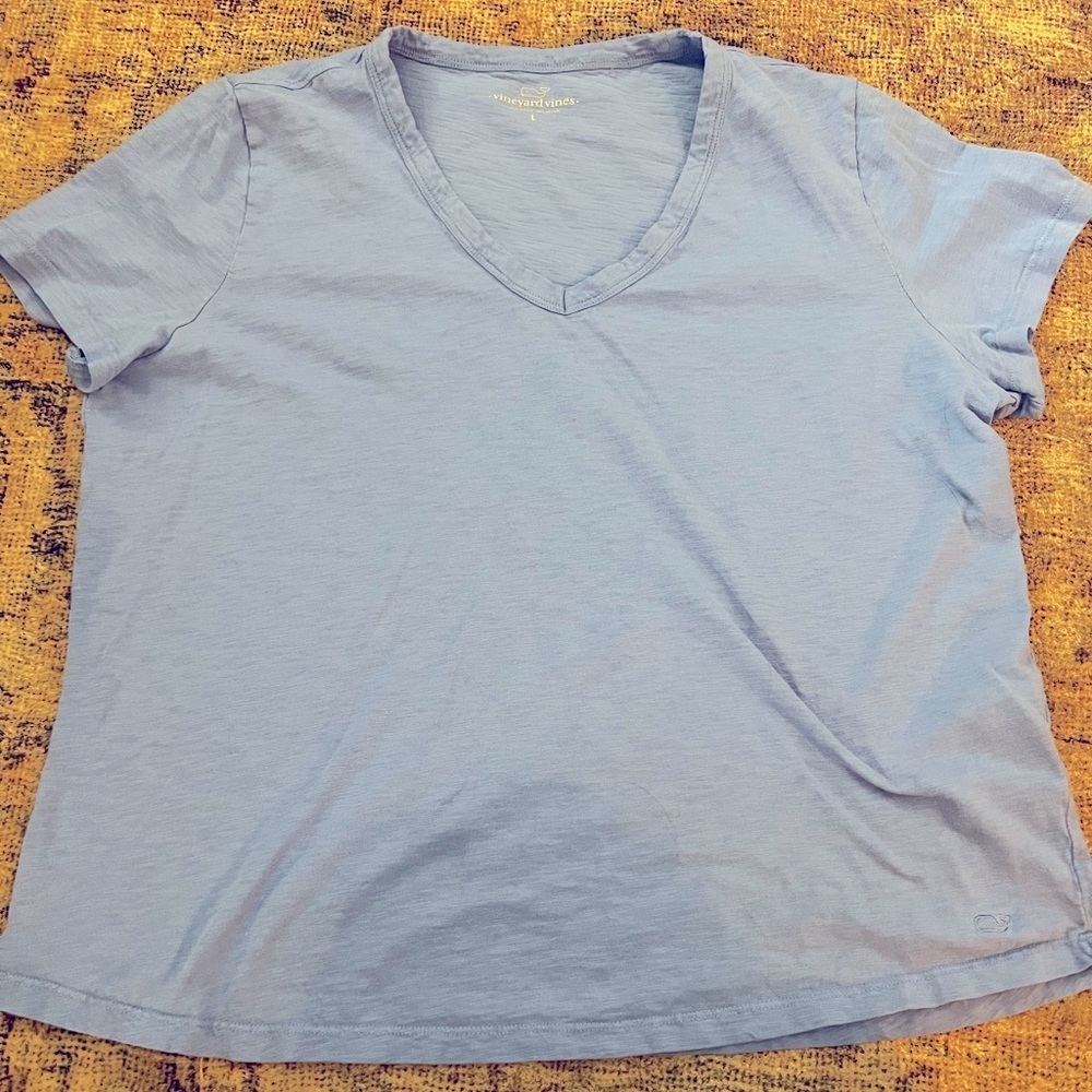 Vineyard Vines Blue V-Neck Top Size Large